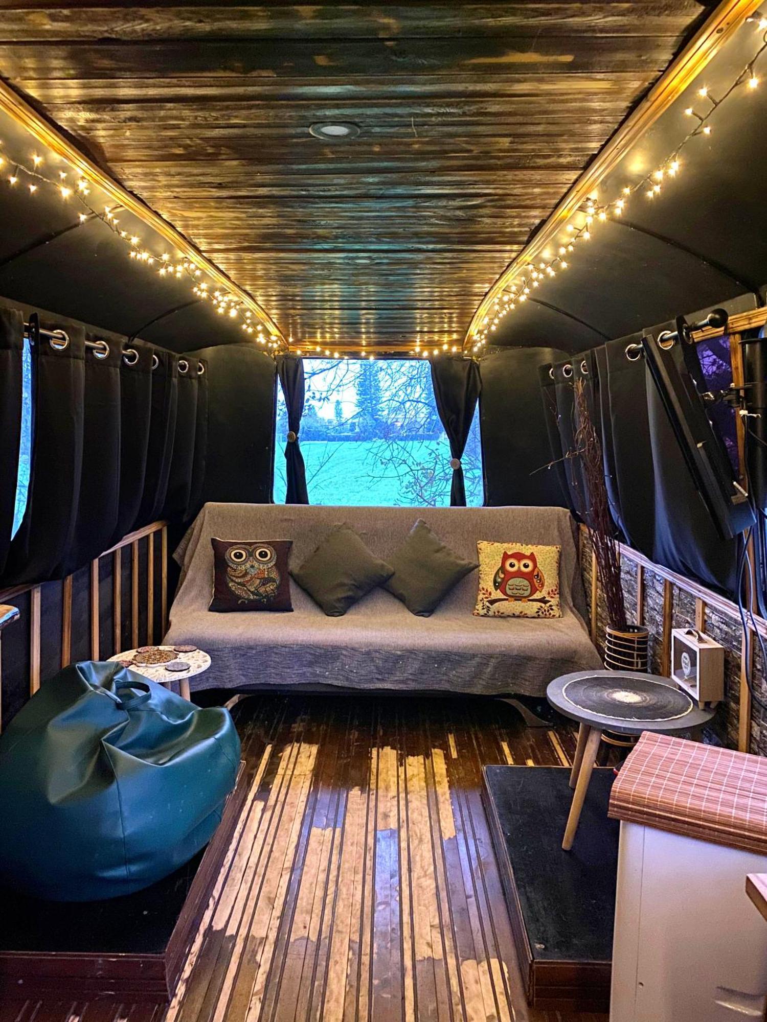 - Magic Bus - Otel Klorakas Dış mekan fotoğraf